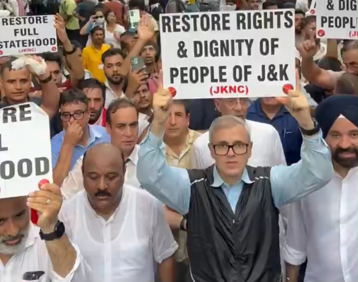 'CM Omar Abdullah reaches Delhi, says stopped from Protesting at Jantar Mantar'